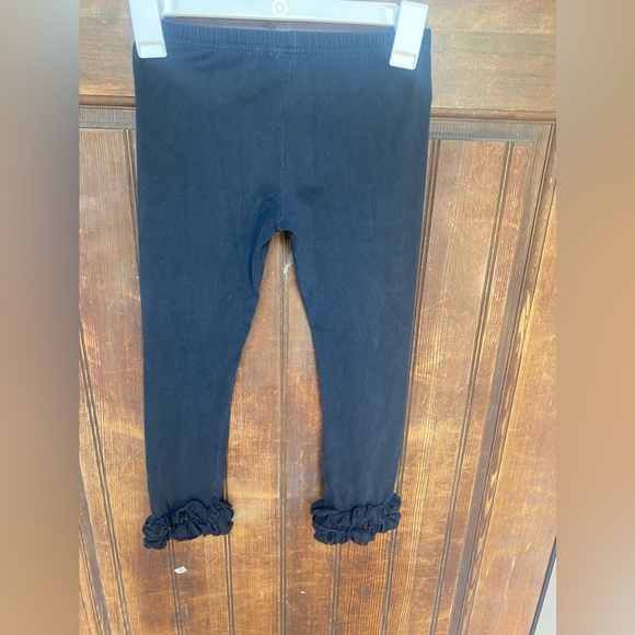 Adorable Essentials Black Ruffle Icings Leggings, size 8, GUC - Picture 2 of 3